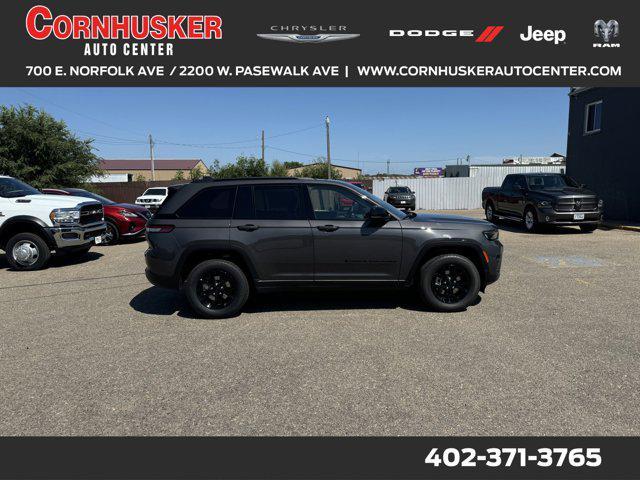 new 2024 Jeep Grand Cherokee car, priced at $47,530