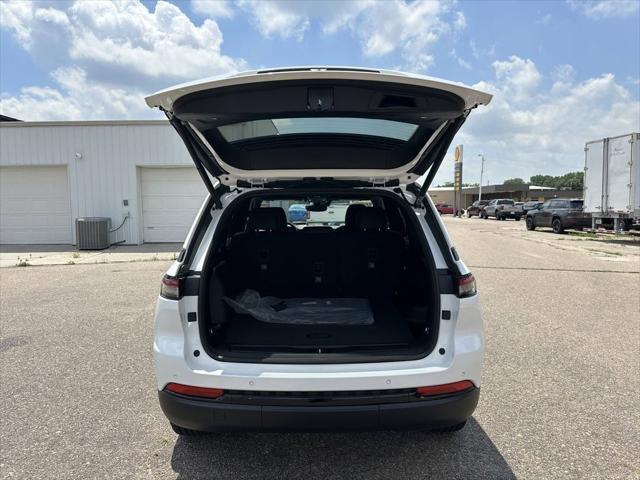 new 2024 Jeep Grand Cherokee car, priced at $46,935