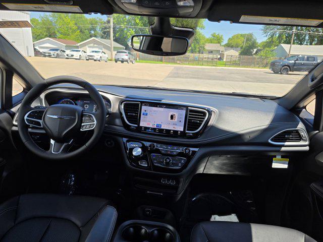 new 2025 Chrysler Pacifica car, priced at $48,720