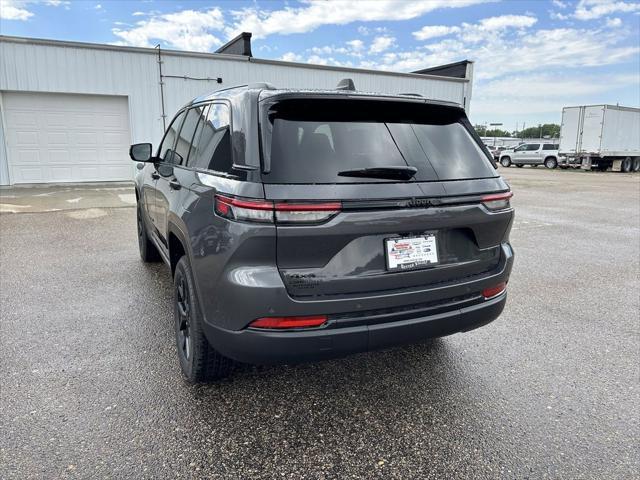 new 2024 Jeep Grand Cherokee car, priced at $47,530