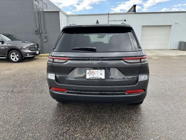 new 2024 Jeep Grand Cherokee car, priced at $47,530