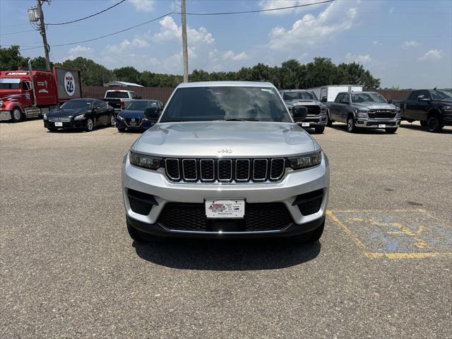 new 2024 Jeep Grand Cherokee car, priced at $44,970