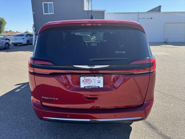 new 2024 Chrysler Pacifica car, priced at $43,995