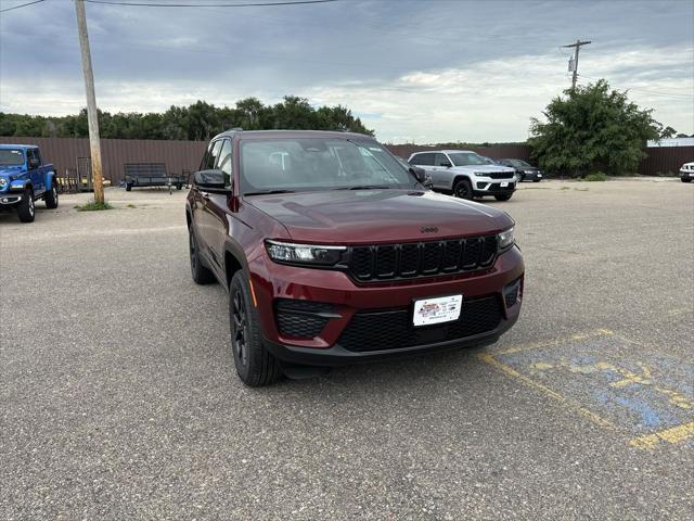 new 2024 Jeep Grand Cherokee car, priced at $47,530