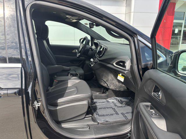 new 2026 Chrysler Pacifica car, priced at $47,455