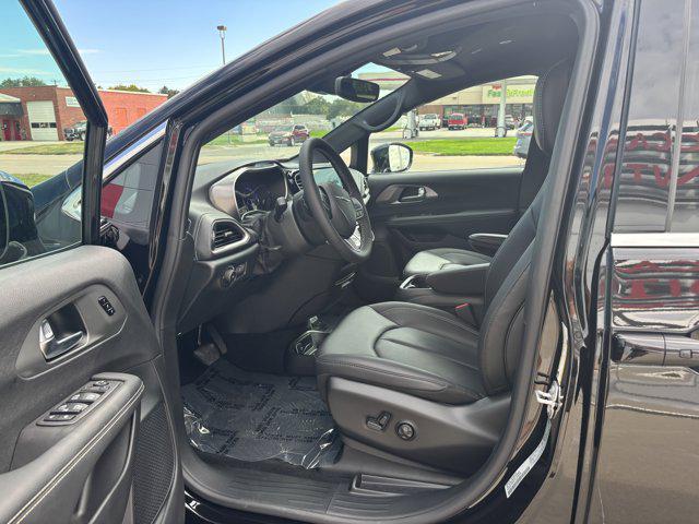 new 2026 Chrysler Pacifica car, priced at $47,455