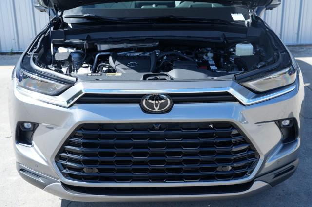 used 2025 Toyota Grand Highlander car, priced at $53,750