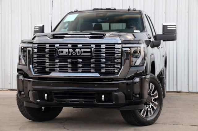 used 2024 GMC Sierra 2500 car, priced at $87,000