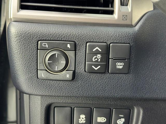 used 2023 Lexus GX 460 car, priced at $50,000