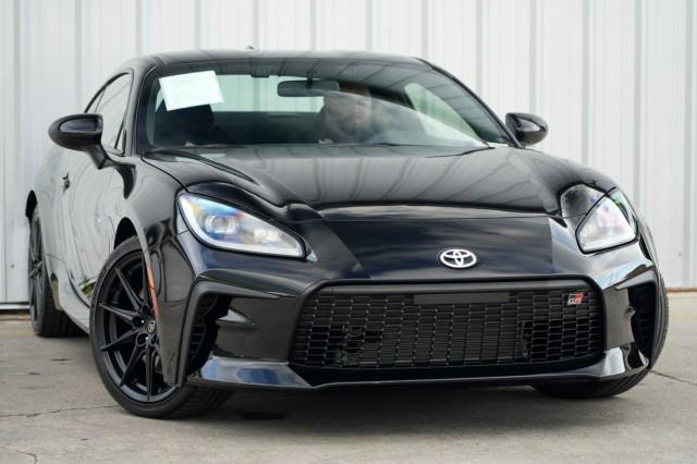 used 2025 Toyota GR86 car, priced at $32,500
