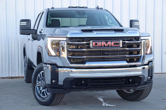 used 2024 GMC Sierra 3500 car, priced at $58,000