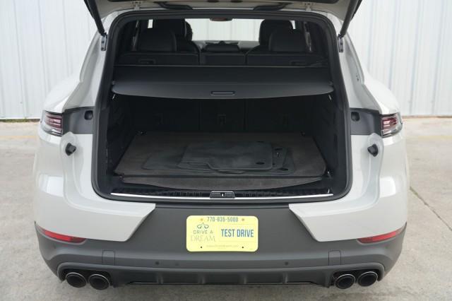 used 2025 Porsche Cayenne E-Hybrid car, priced at $116,000