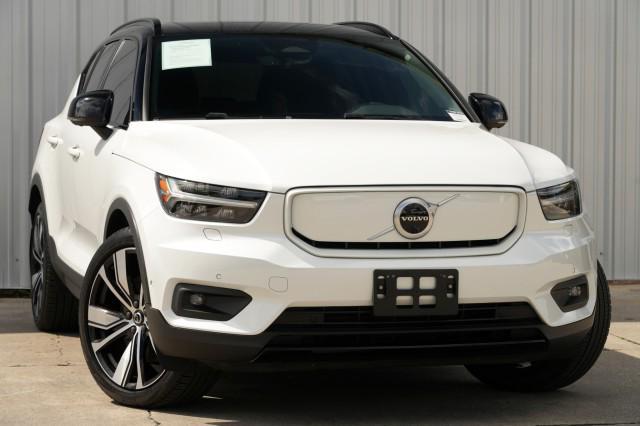 used 2022 Volvo XC40 Recharge Pure Electric car, priced at $22,000