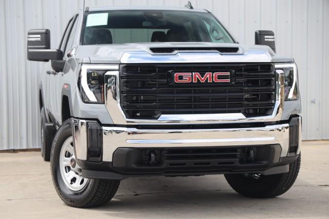 used 2024 GMC Sierra 3500 car, priced at $58,000