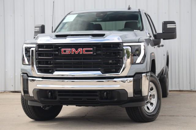 used 2024 GMC Sierra 3500 car, priced at $58,000