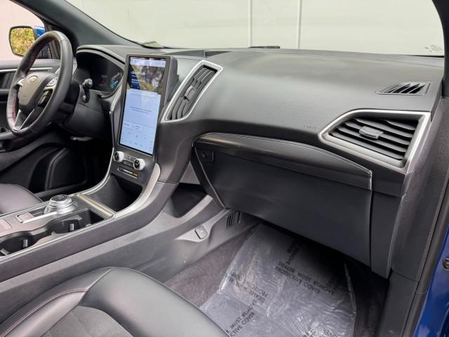 used 2024 Ford Edge car, priced at $25,000