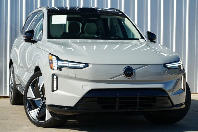 used 2025 Volvo EX90 car, priced at $61,000