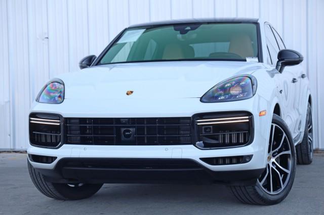 used 2022 Porsche Cayenne E-Hybrid car, priced at $107,000