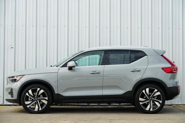 used 2024 Volvo XC40 car, priced at $31,000