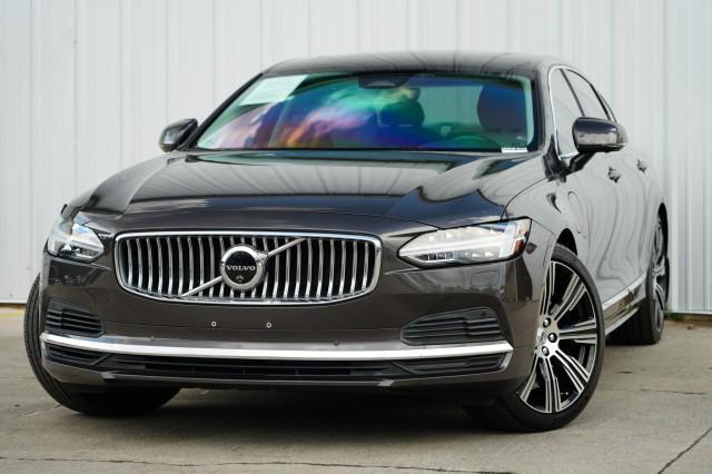used 2024 Volvo S90 Recharge Plug-In Hybrid car, priced at $43,000