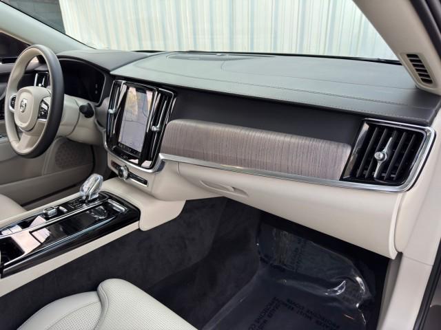 used 2024 Volvo S90 Recharge Plug-In Hybrid car, priced at $43,000