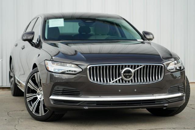 used 2024 Volvo S90 Recharge Plug-In Hybrid car, priced at $43,000