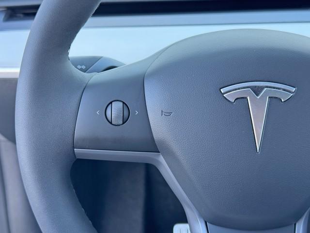 used 2021 Tesla Model Y car, priced at $21,000
