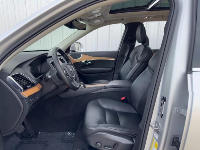 used 2021 Volvo XC90 Recharge Plug-In Hybrid car, priced at $31,000