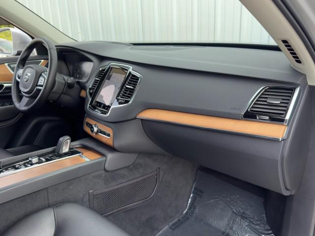 used 2021 Volvo XC90 Recharge Plug-In Hybrid car, priced at $31,000