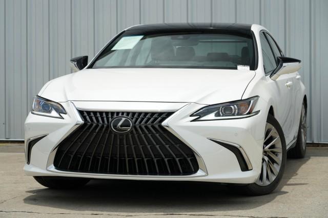 used 2022 Lexus ES 350 car, priced at $34,000
