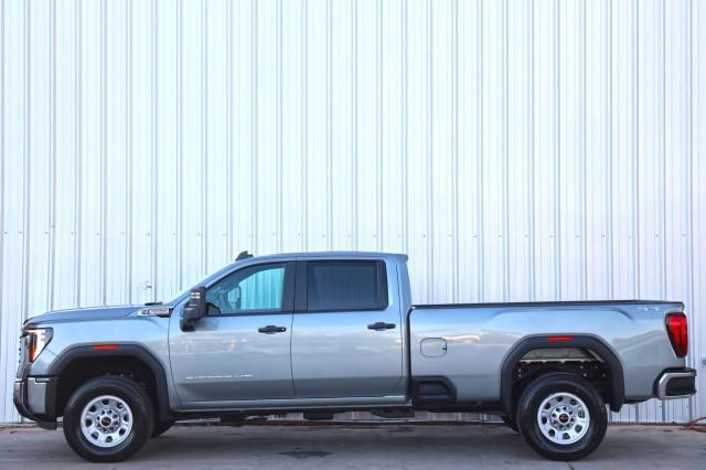 used 2024 GMC Sierra 3500 car, priced at $60,000