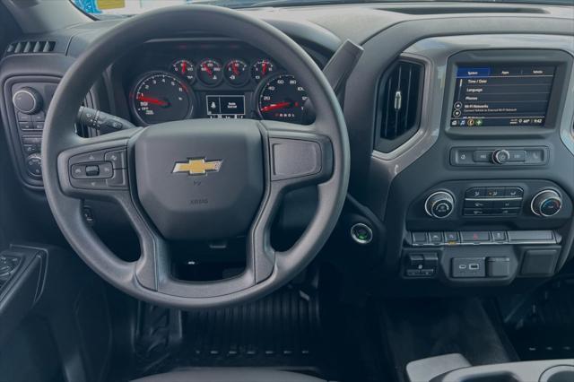 new 2025 Chevrolet Silverado 1500 car, priced at $46,695