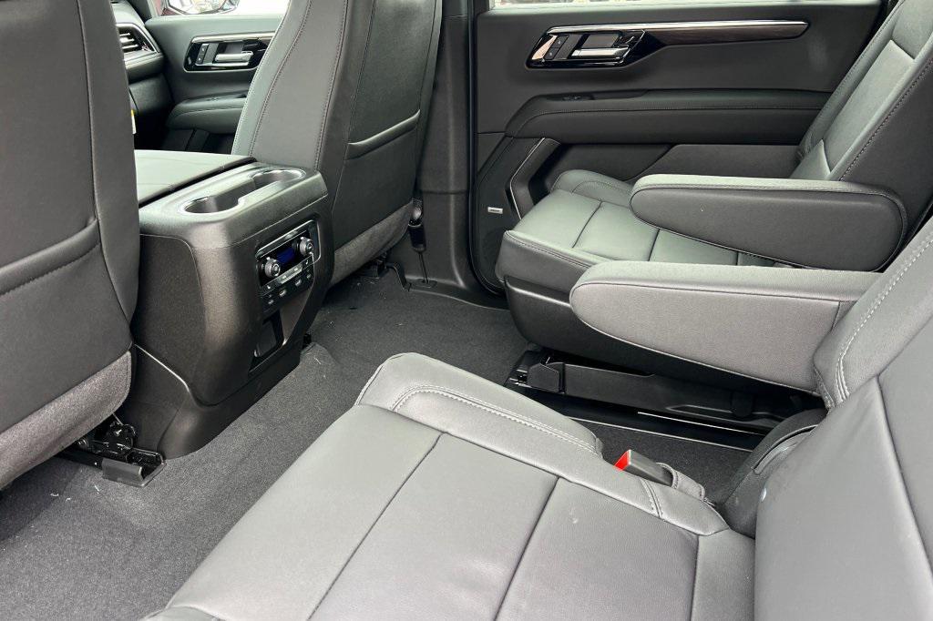 new 2026 Chevrolet Suburban car, priced at $81,393