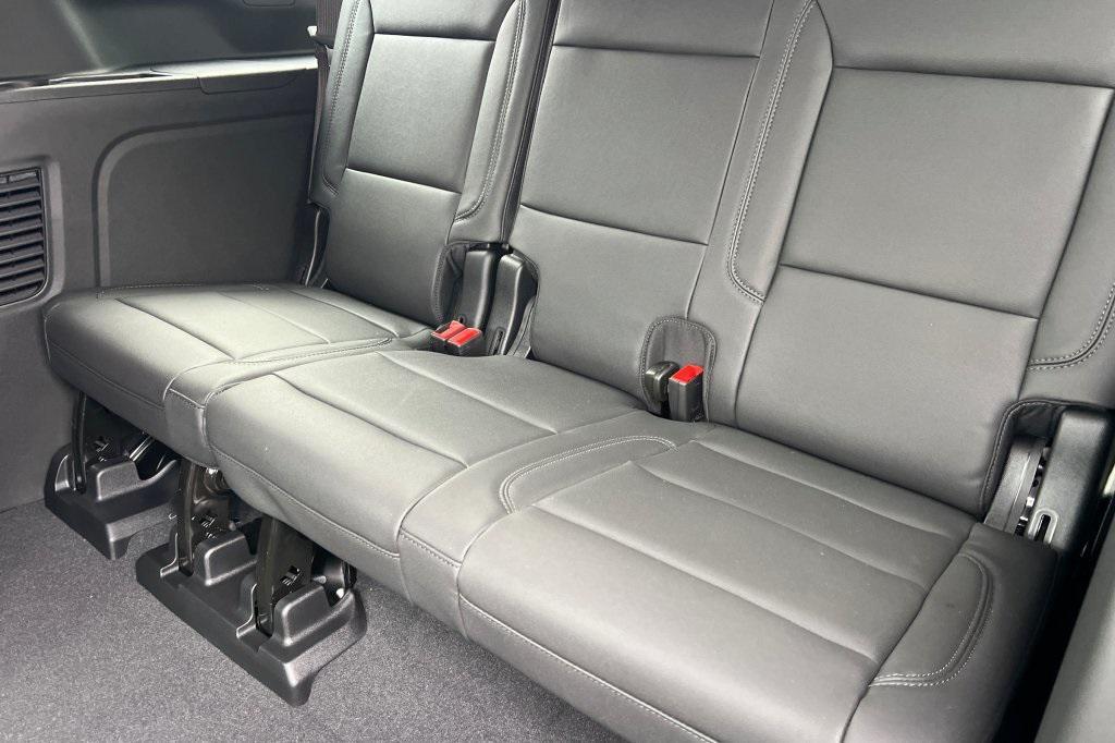 new 2026 Chevrolet Suburban car, priced at $81,393