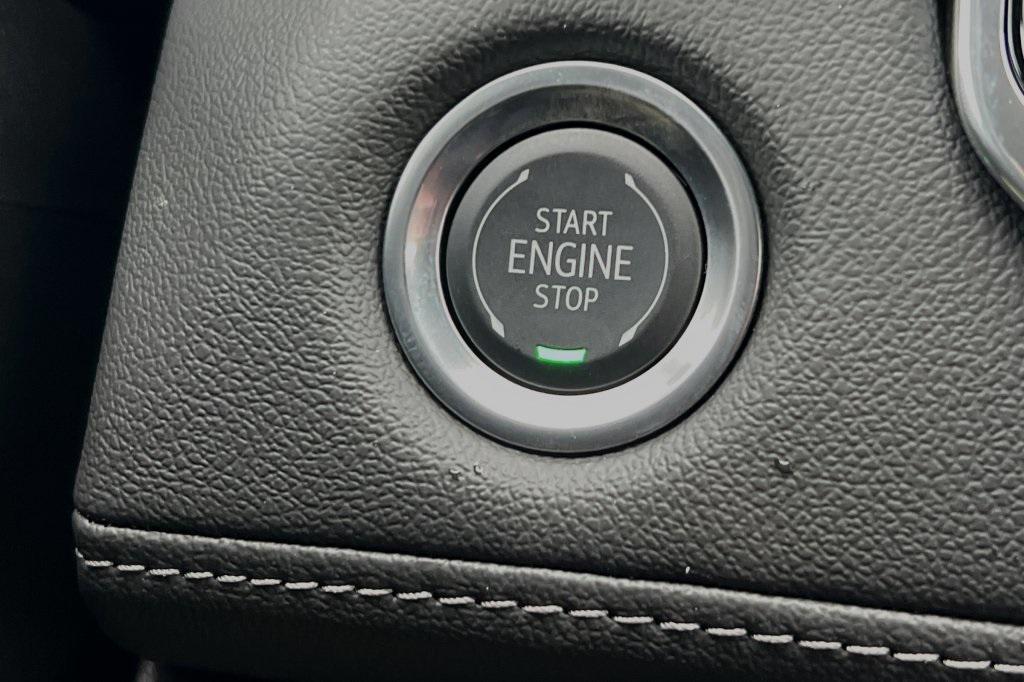 new 2024 Chevrolet Colorado car, priced at $31,980