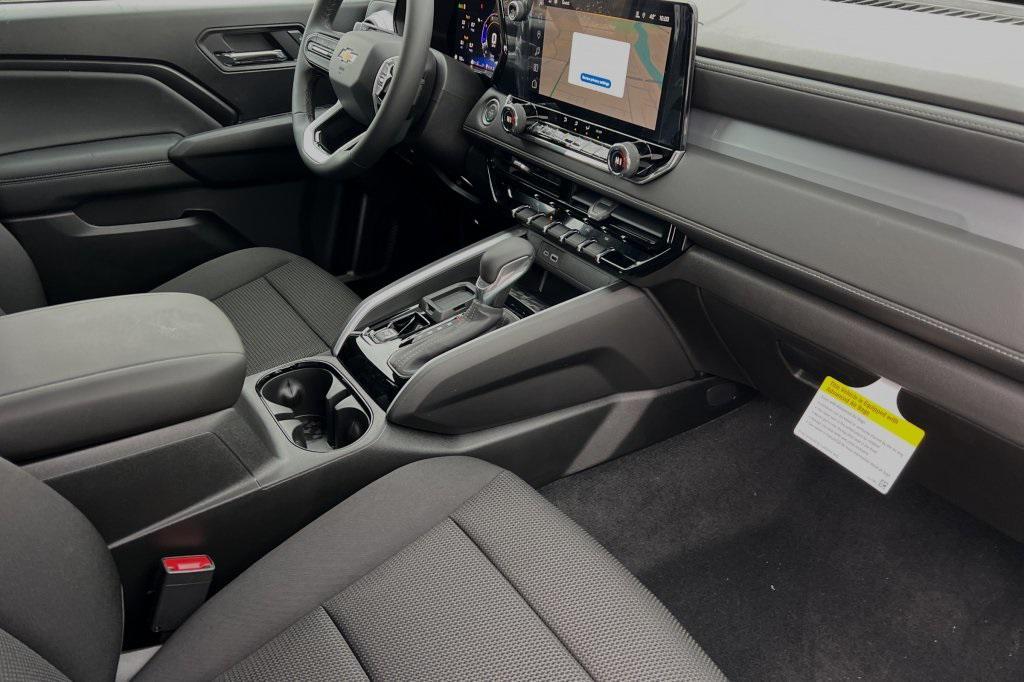 new 2024 Chevrolet Colorado car, priced at $31,980