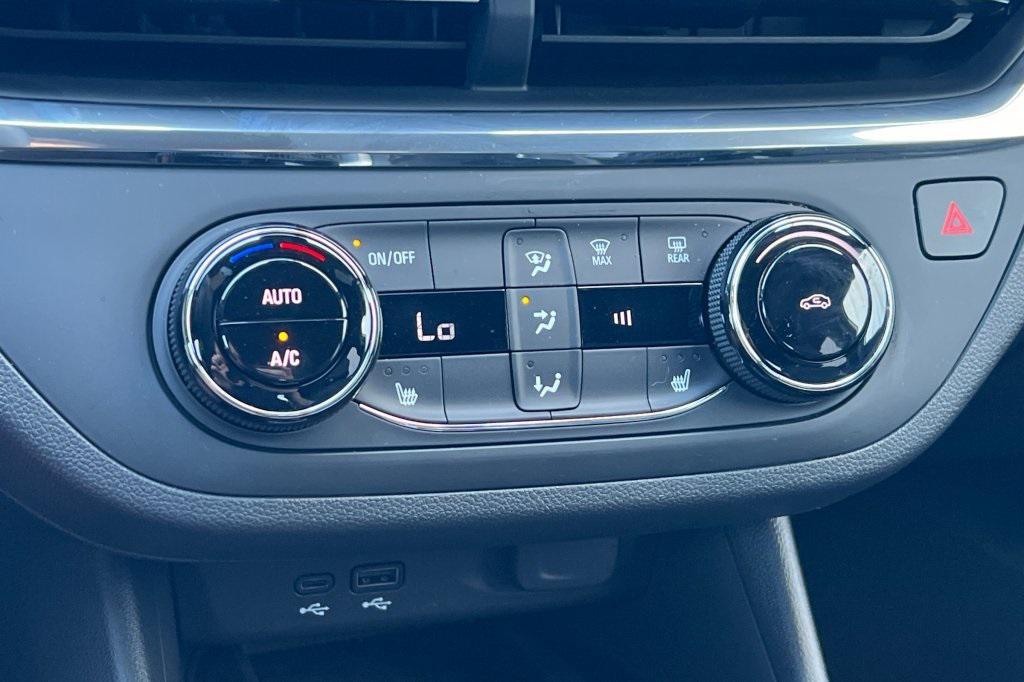 used 2025 Buick Envista car, priced at $24,997
