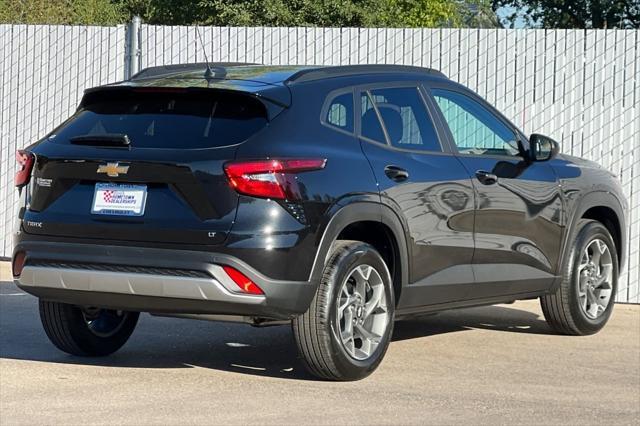 new 2025 Chevrolet Trax car, priced at $24,985