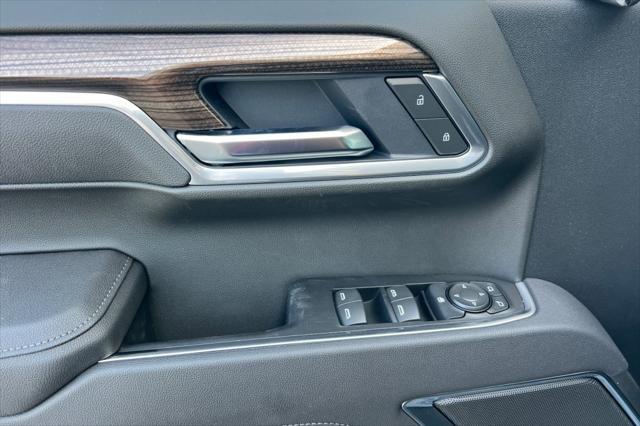 new 2025 Chevrolet Silverado 1500 car, priced at $52,105