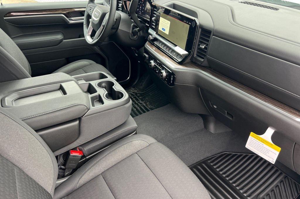 new 2026 GMC Sierra 1500 car, priced at $47,295