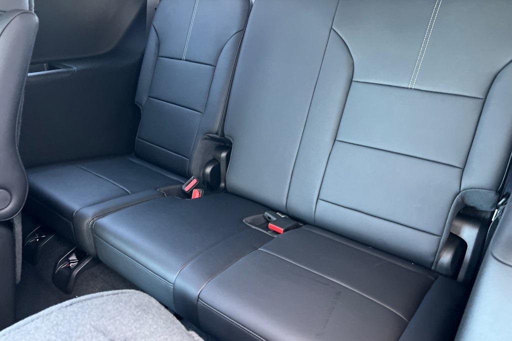 new 2025 GMC Acadia car, priced at $50,475