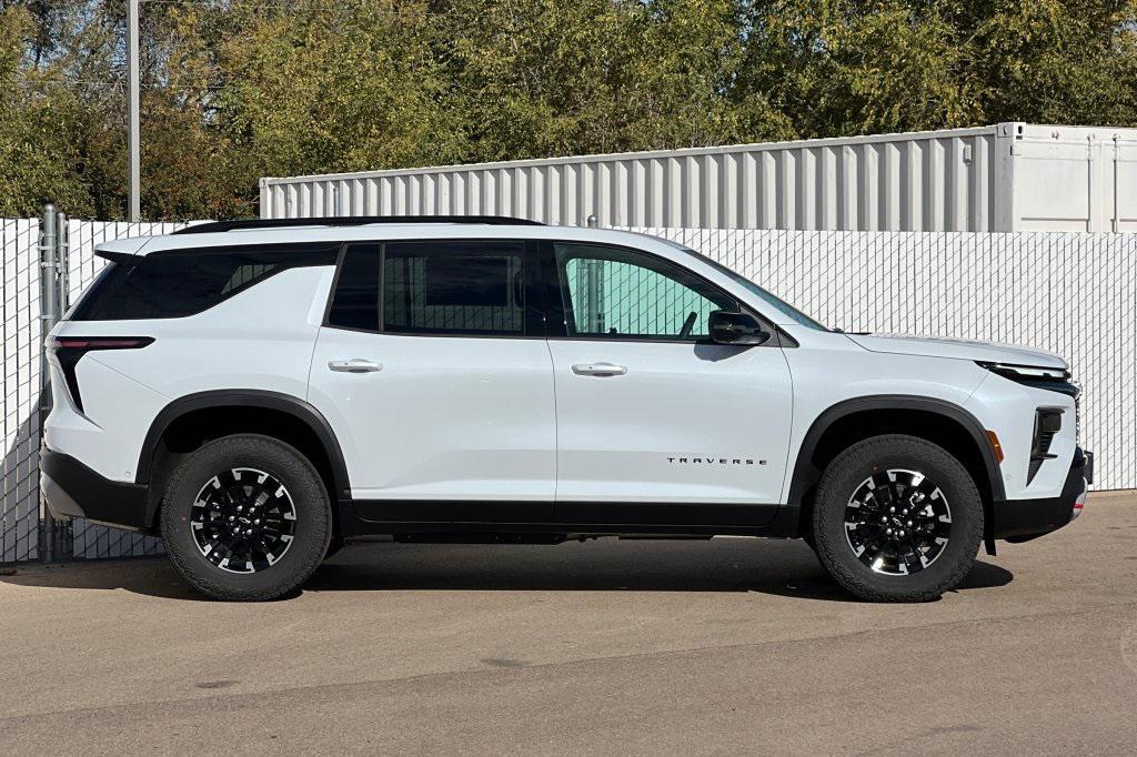 new 2026 Chevrolet Traverse car, priced at $54,972