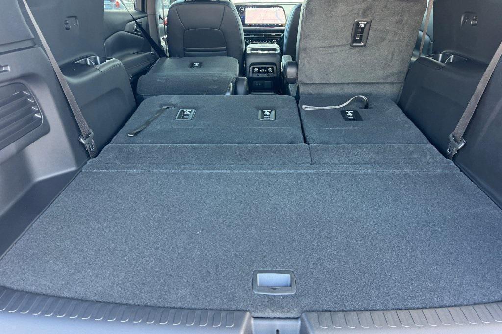 new 2026 Chevrolet Traverse car, priced at $54,972