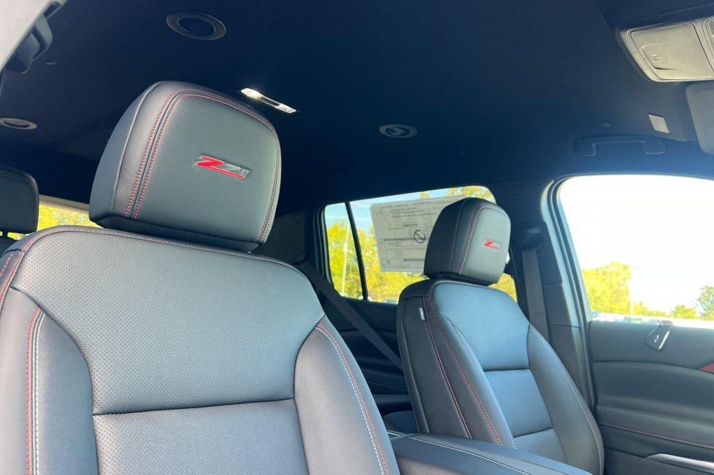 new 2026 Chevrolet Traverse car, priced at $54,972