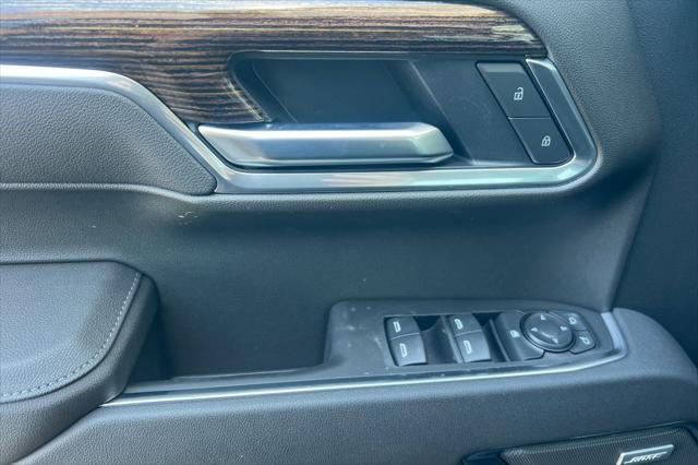 new 2025 GMC Sierra 1500 car, priced at $50,945