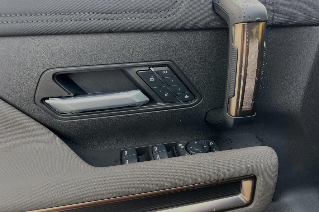 new 2025 GMC HUMMER EV Pickup car, priced at $96,965