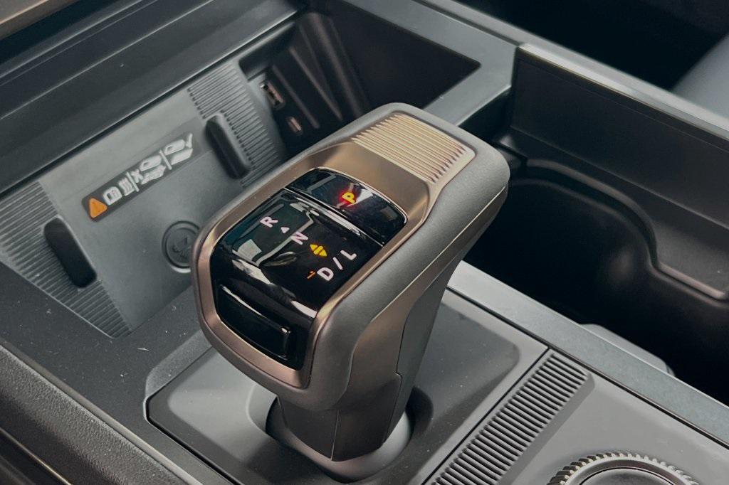 new 2025 GMC HUMMER EV Pickup car, priced at $96,965