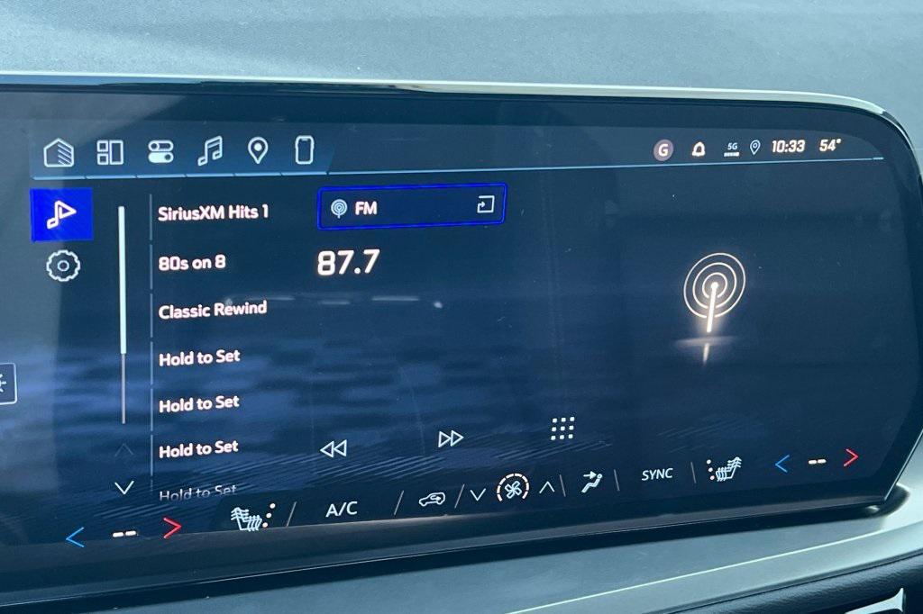 new 2026 Chevrolet Traverse car, priced at $44,915