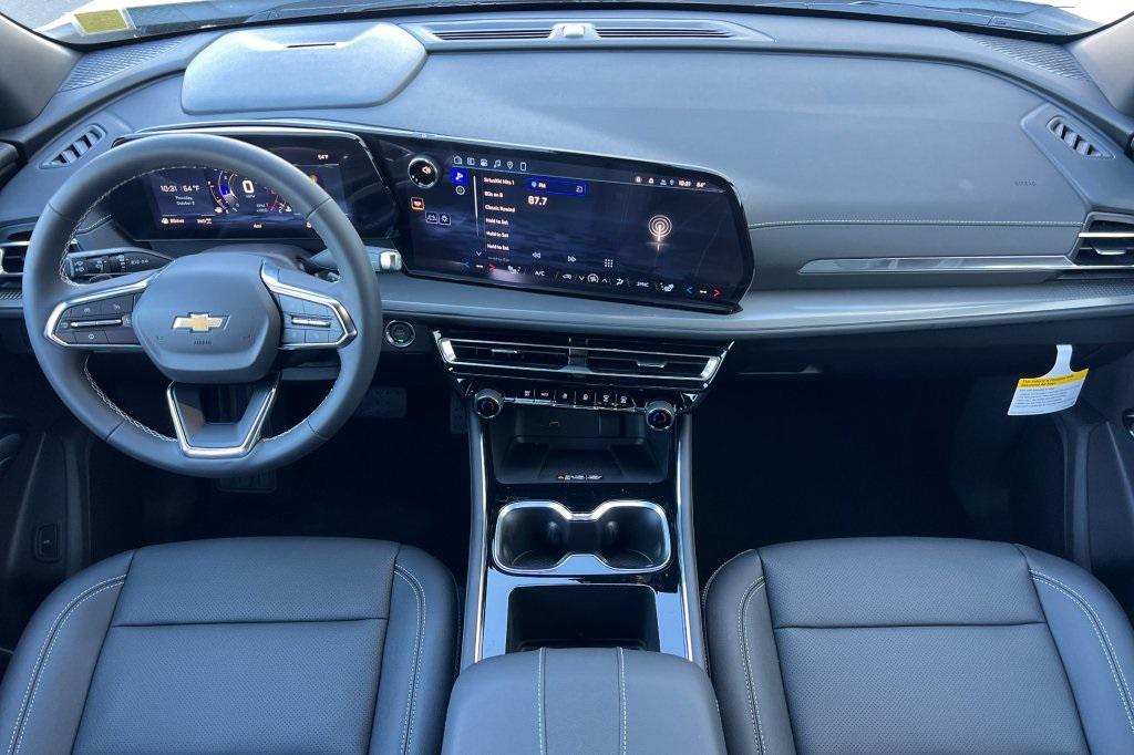 new 2026 Chevrolet Traverse car, priced at $44,915