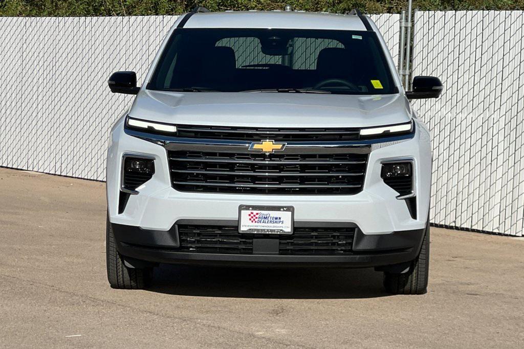 new 2026 Chevrolet Traverse car, priced at $44,915